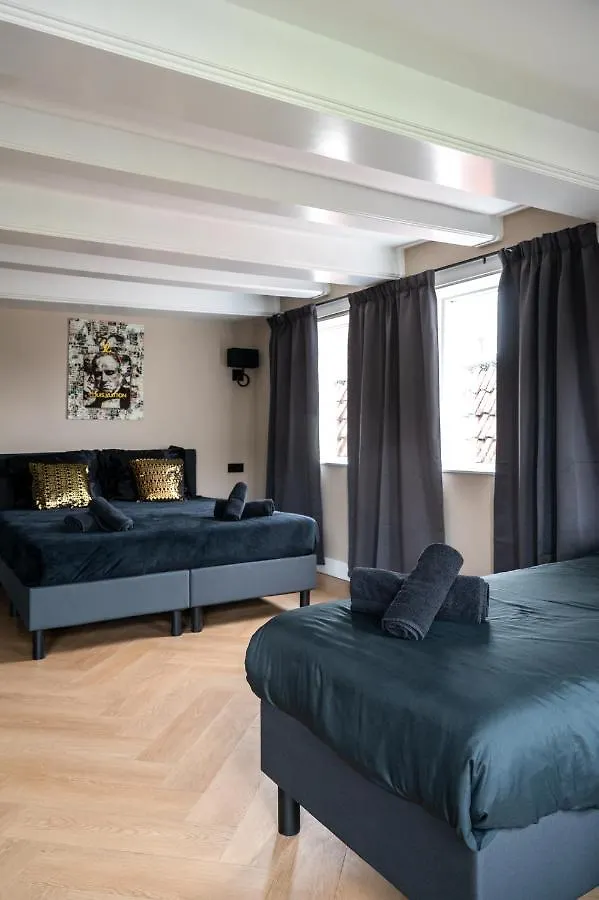 Hotel 83 Amsterdam