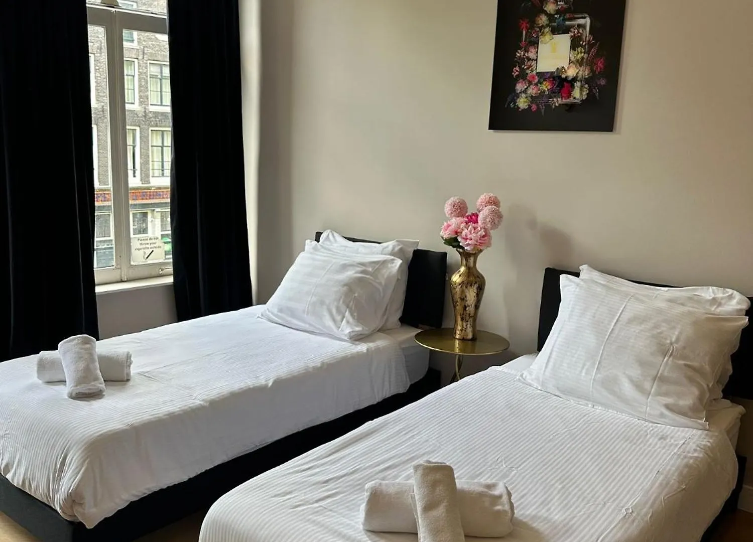 Hotel 83 Amsterdam