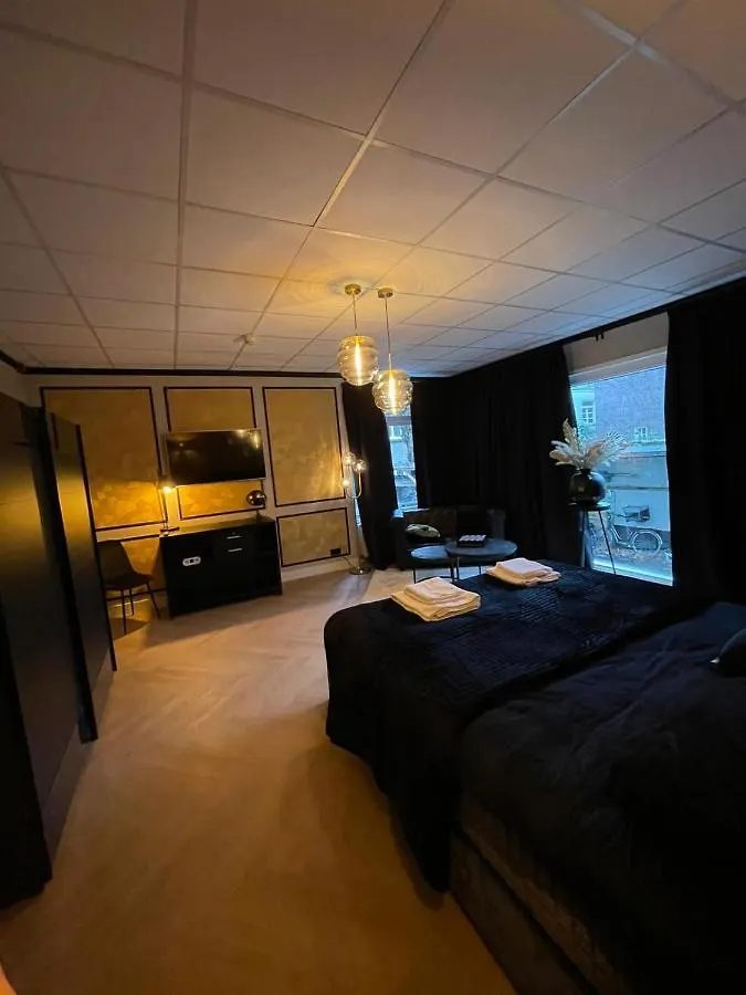 Hotel 83 Amsterdam