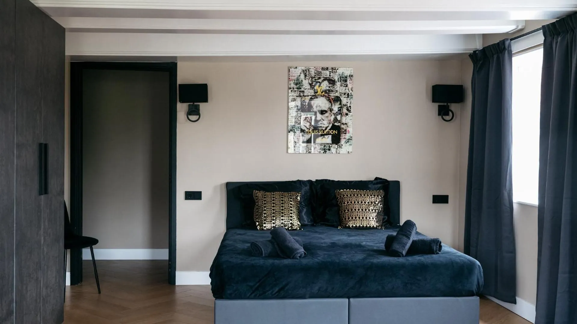 Hotel 83 Amsterdam
